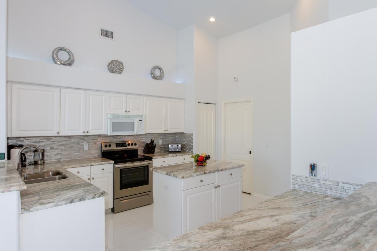 Villa Eyleen Cape Coral Exterior foto